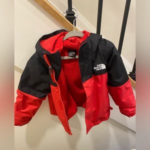 The North Face 2T Coat